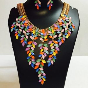 Klorah multicolor statement set